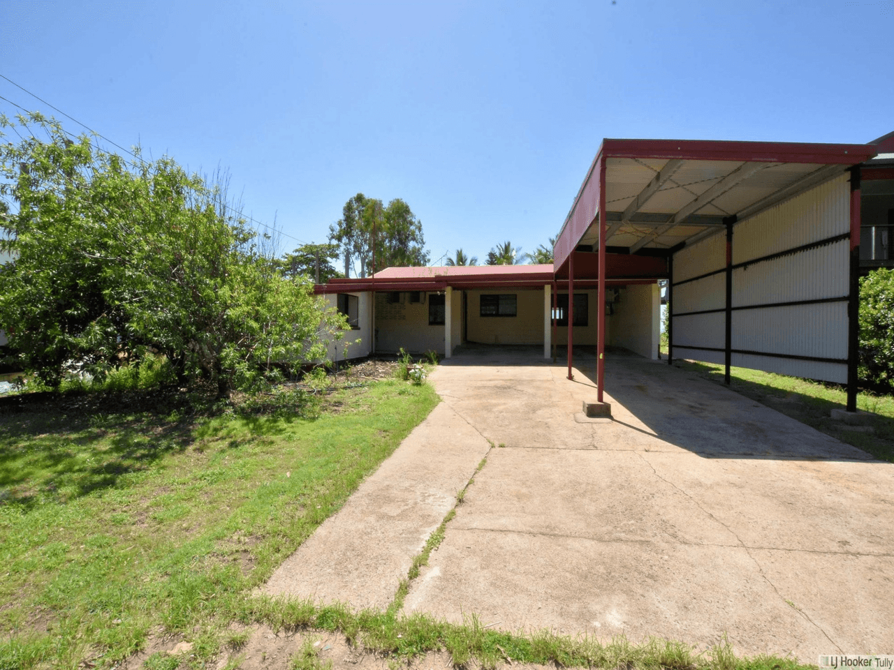 52 Luff Street, HULL HEADS, QLD 4854