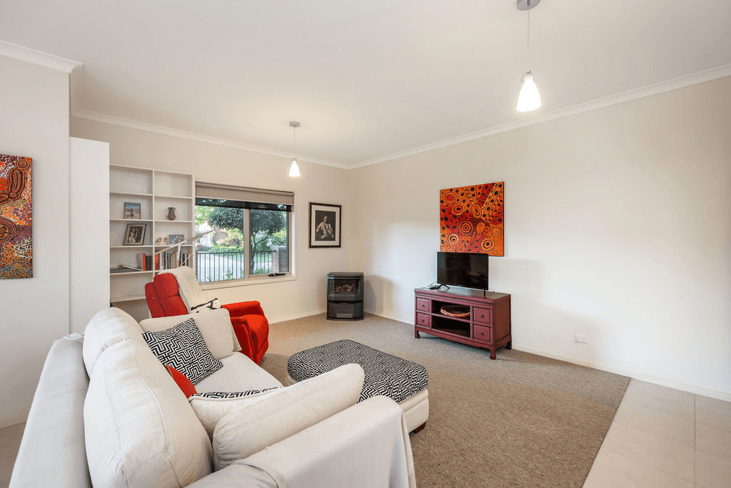 24 Swan Street, Wodonga, VIC 3690