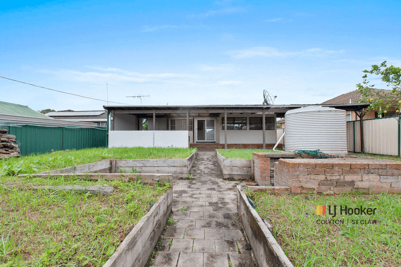 17 Adelaide Street, OXLEY PARK, NSW 2760