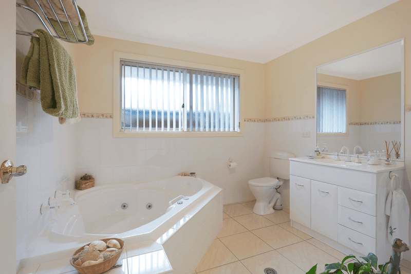 26B Elizabeth Pde, Tura Beach, NSW 2548