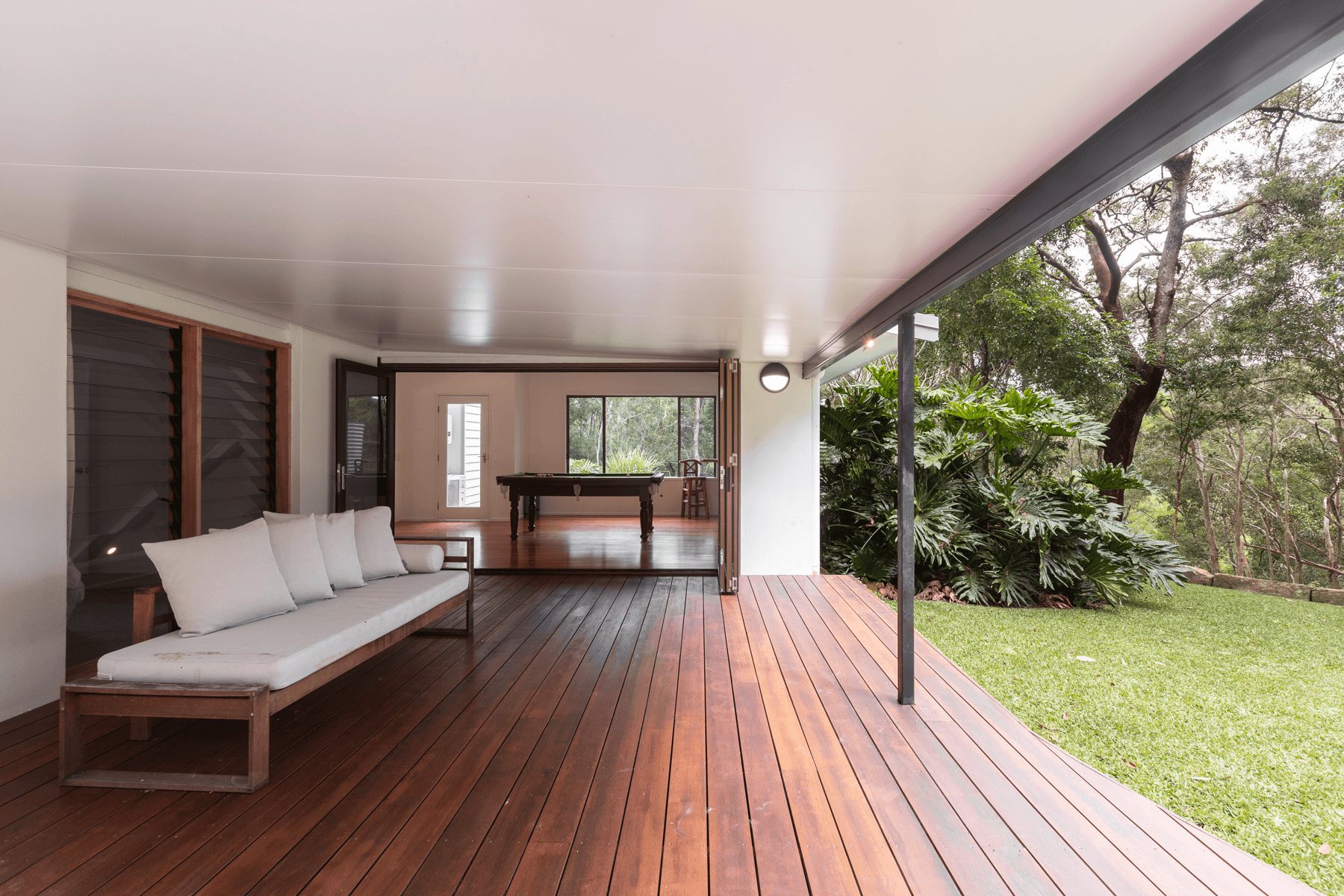 39 Bourke Lodge Drive, CURRUMBIN VALLEY, QLD 4223