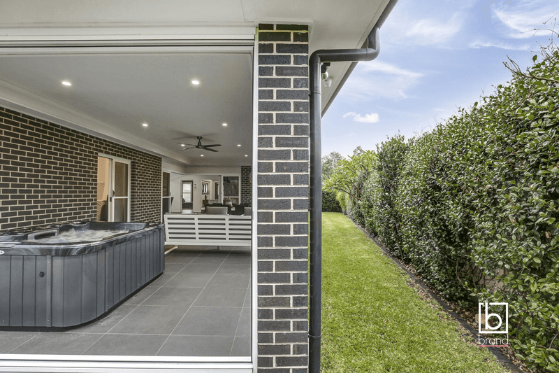 13  Ashbrook Street, WOONGARRAH, NSW 2259