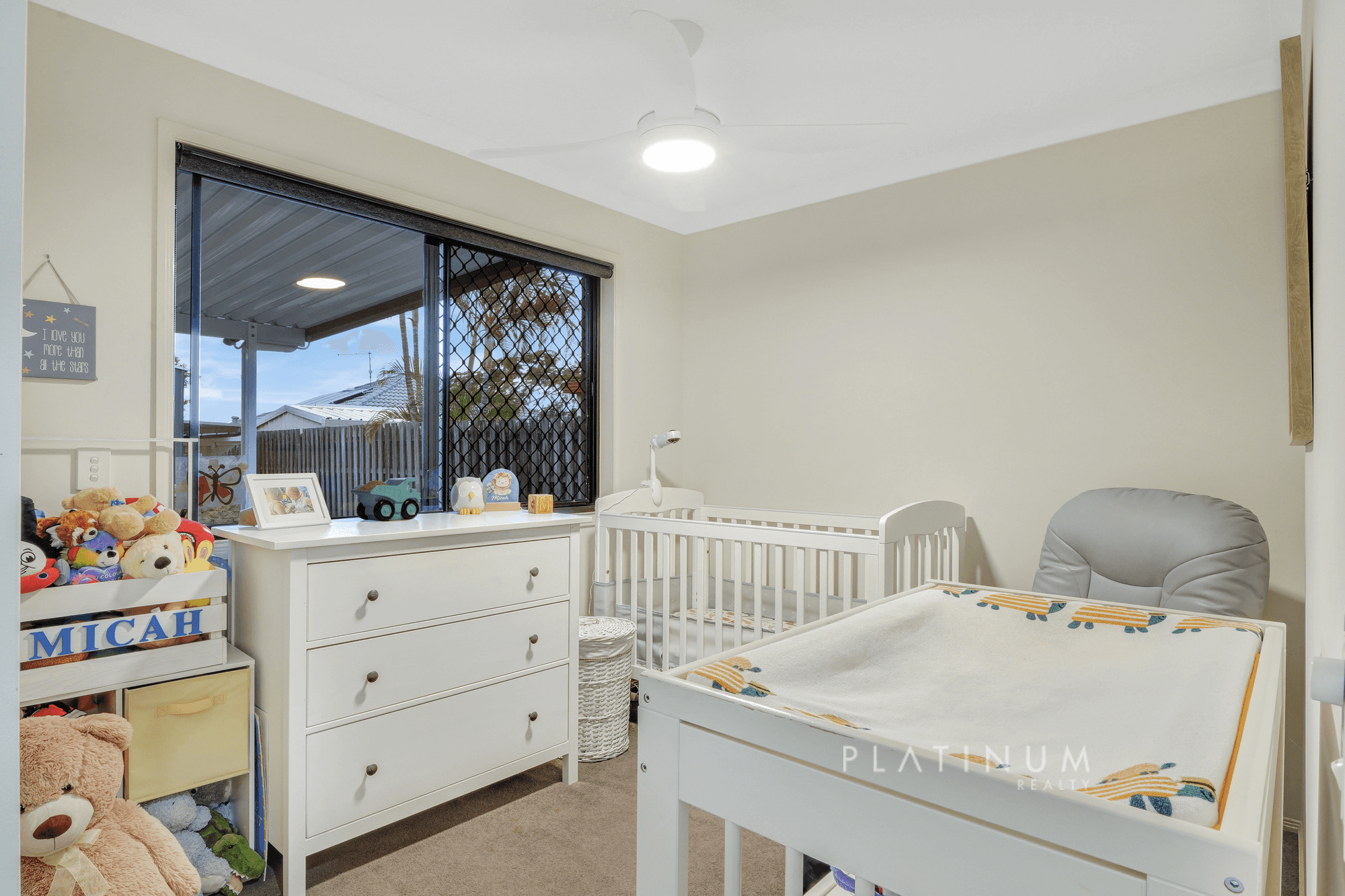 3 Miro Place, NERANG, QLD 4211