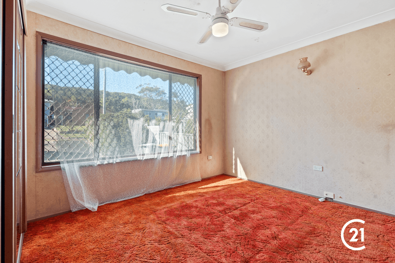 82 Lowanna Avenue, Forresters Beach, NSW 2260