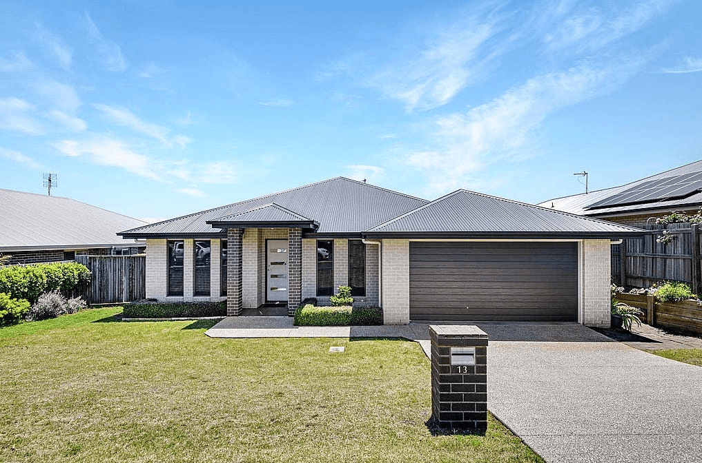 13 Sanctuary Drive, CRANLEY, QLD 4350