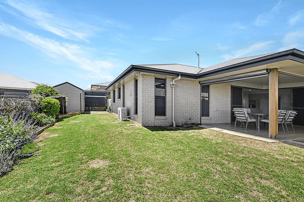 13 Sanctuary Drive, CRANLEY, QLD 4350