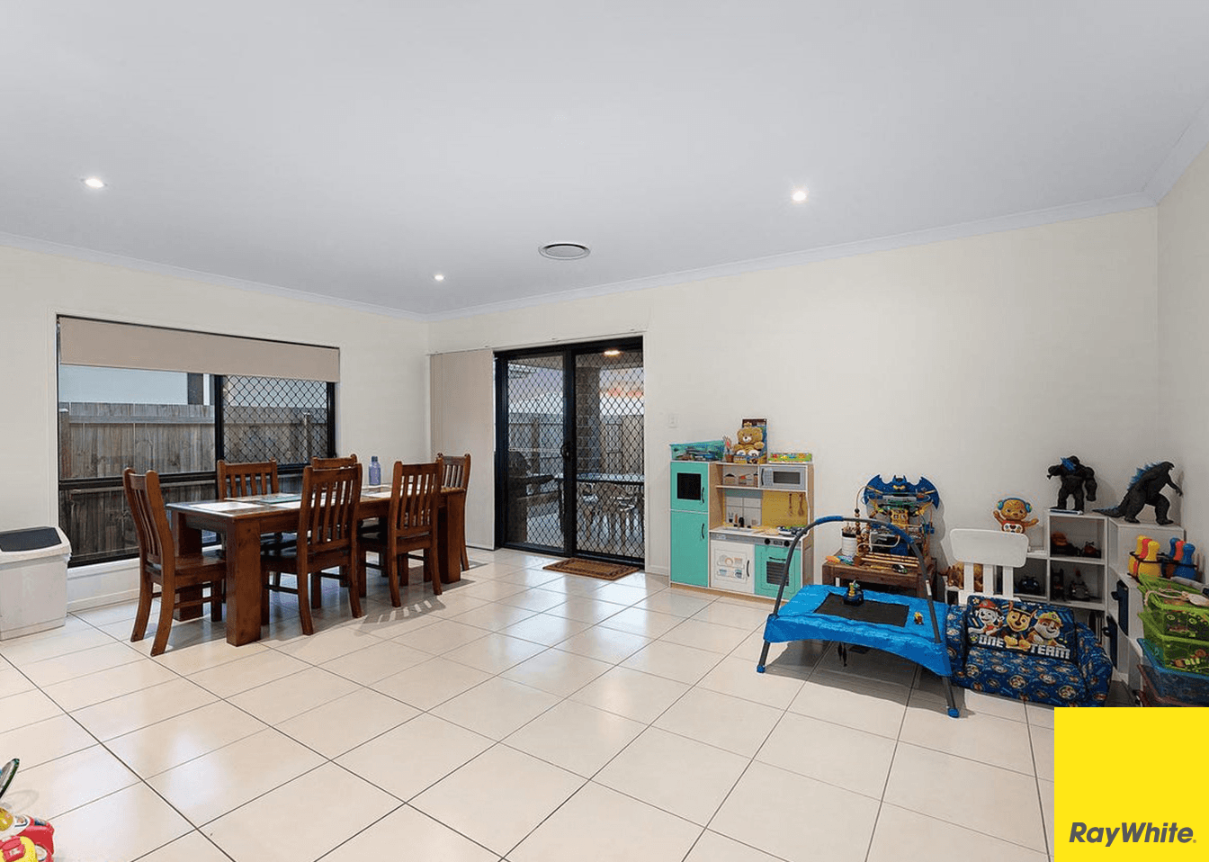 10 Amber Circuit, RIPLEY, QLD 4306