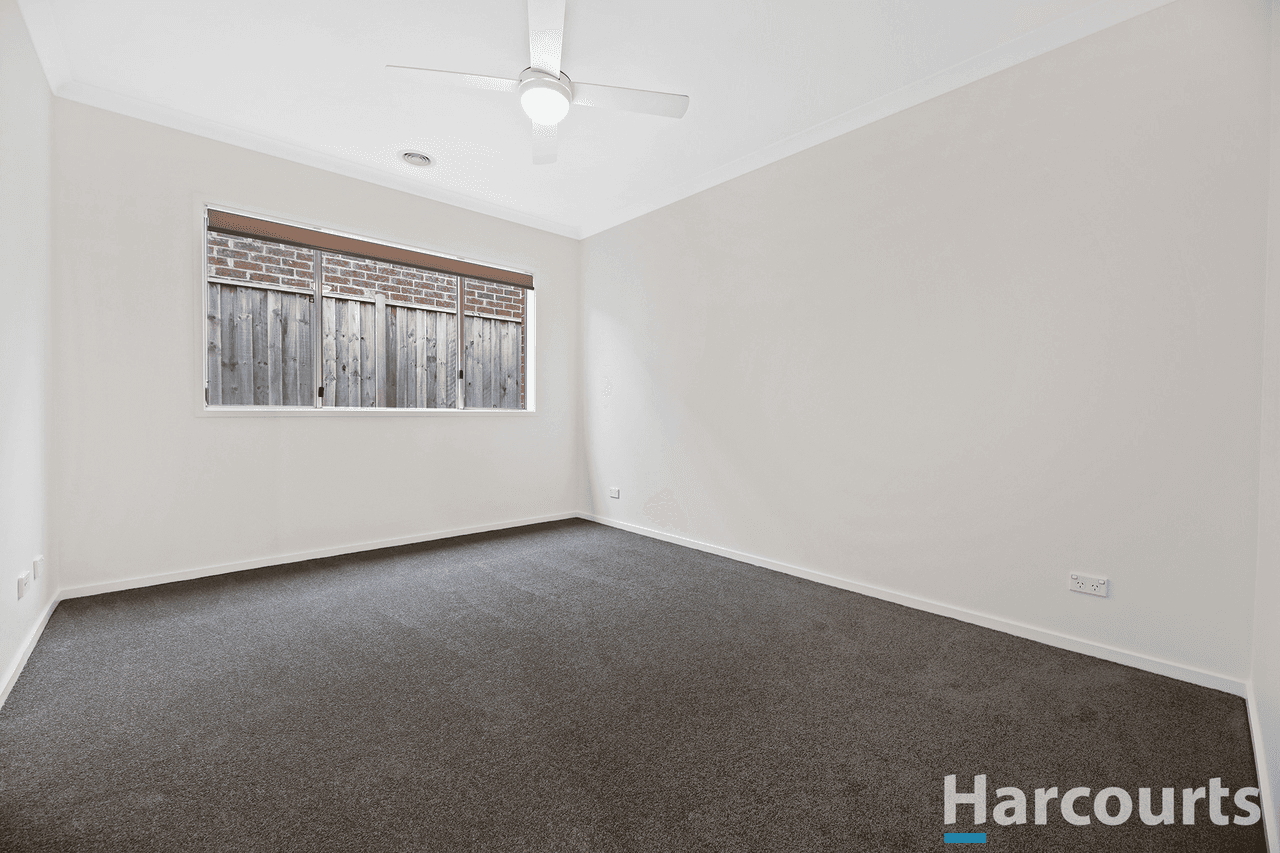 136 Willandra Circuit, WARRAGUL, VIC 3820