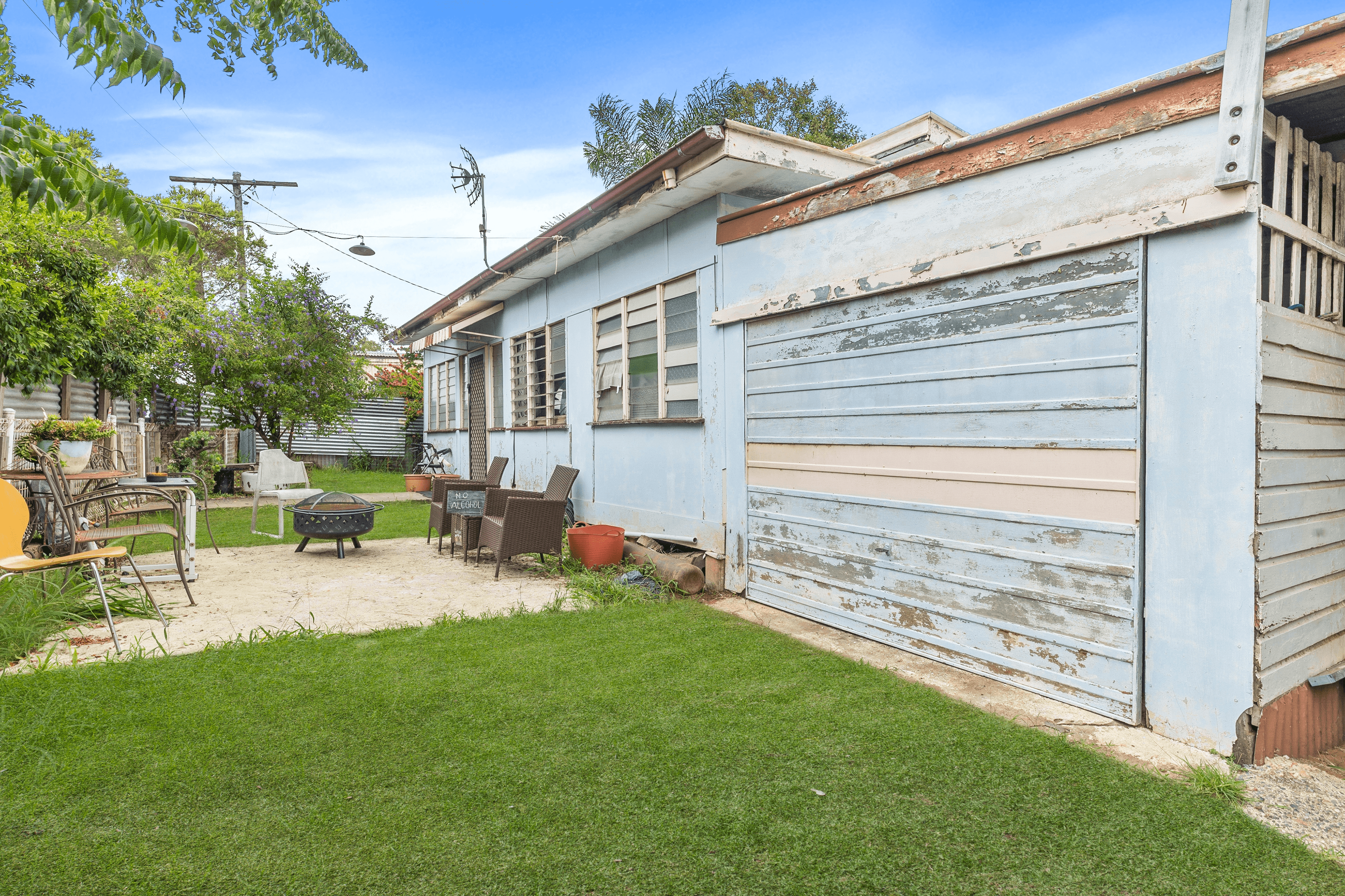 6 Coronation Drive, Mount Morgan, QLD 4714