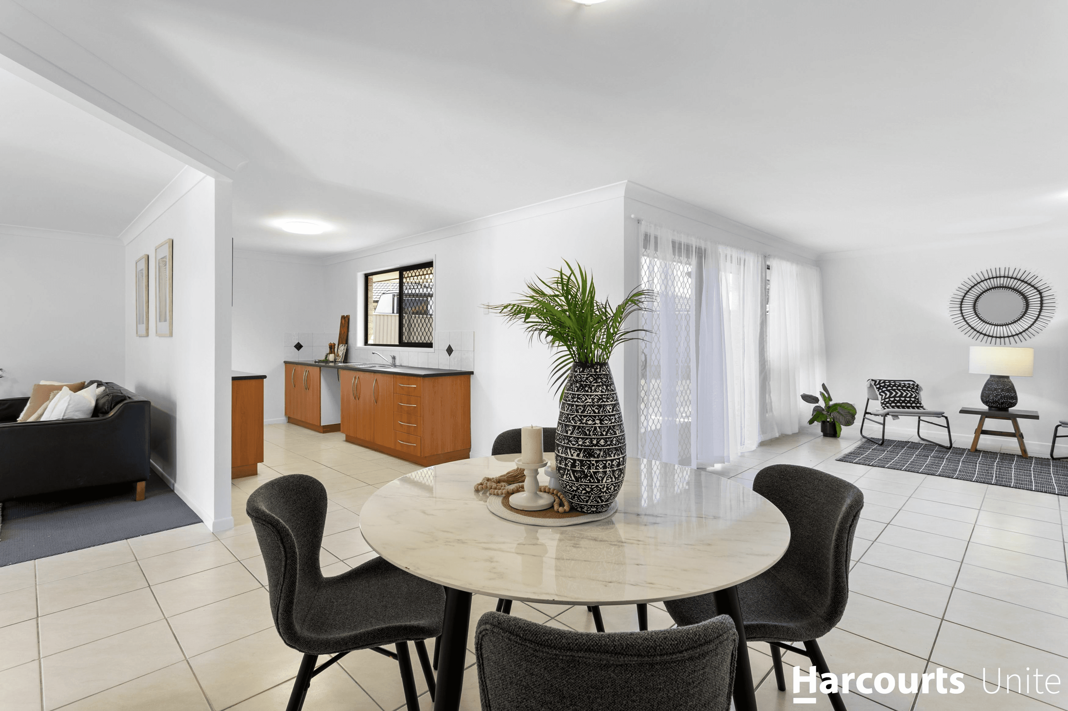 52 Mariner Boulevard, DECEPTION BAY, QLD 4508