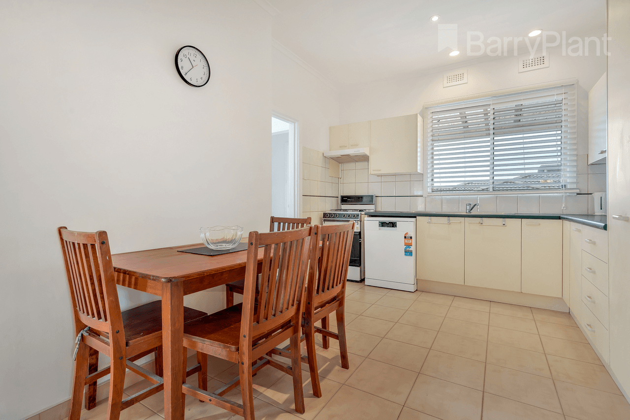 5 Dorrington Avenue, Reservoir, VIC 3073