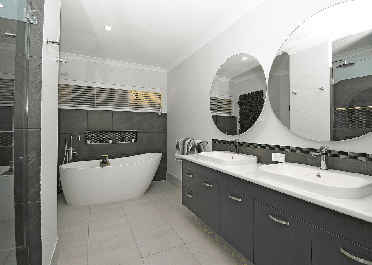 16 ELANDA Court, CRAIGNISH, QLD 4655