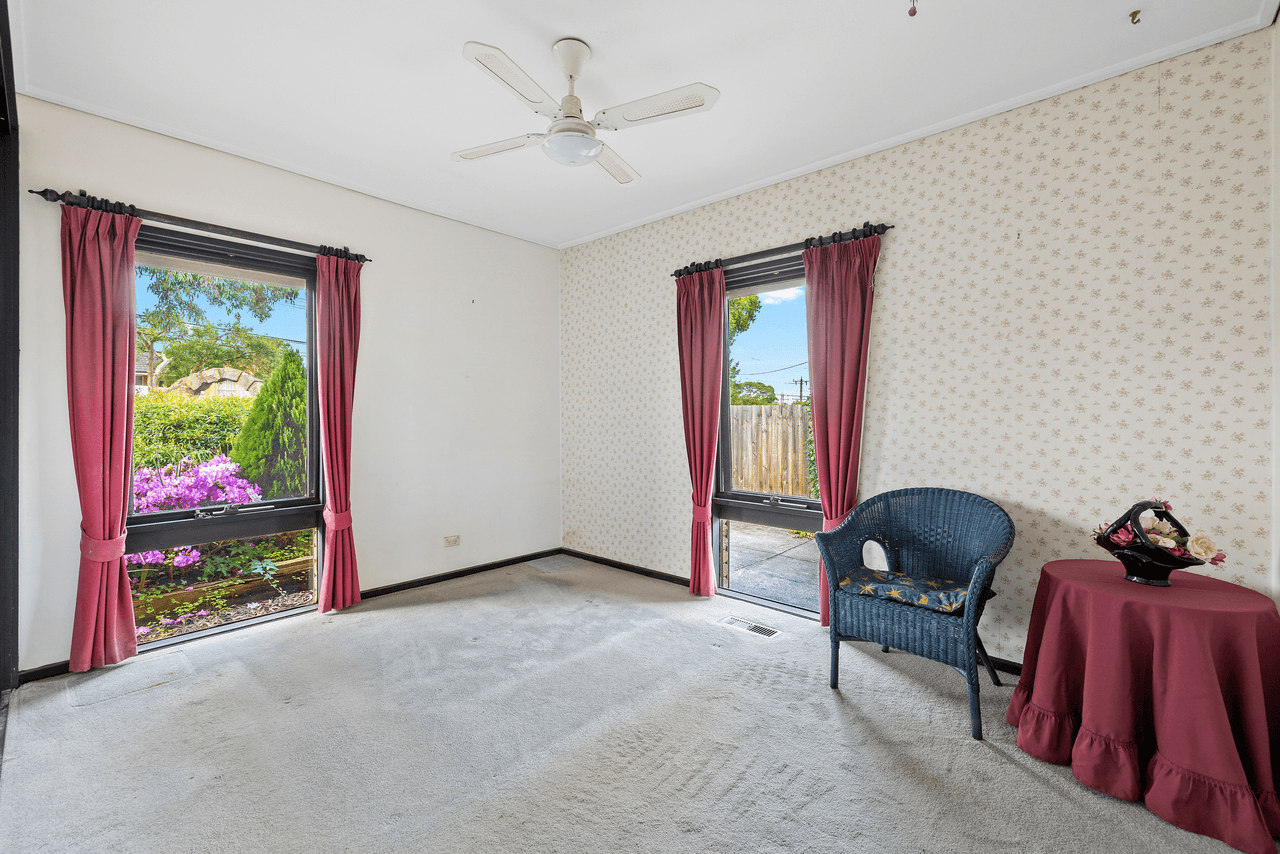 11 Beverley Street, SCORESBY, VIC 3179