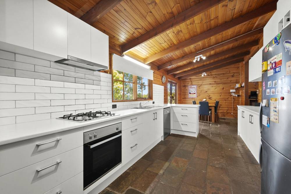 89 Blackberry Lane, Haddon, VIC 3351