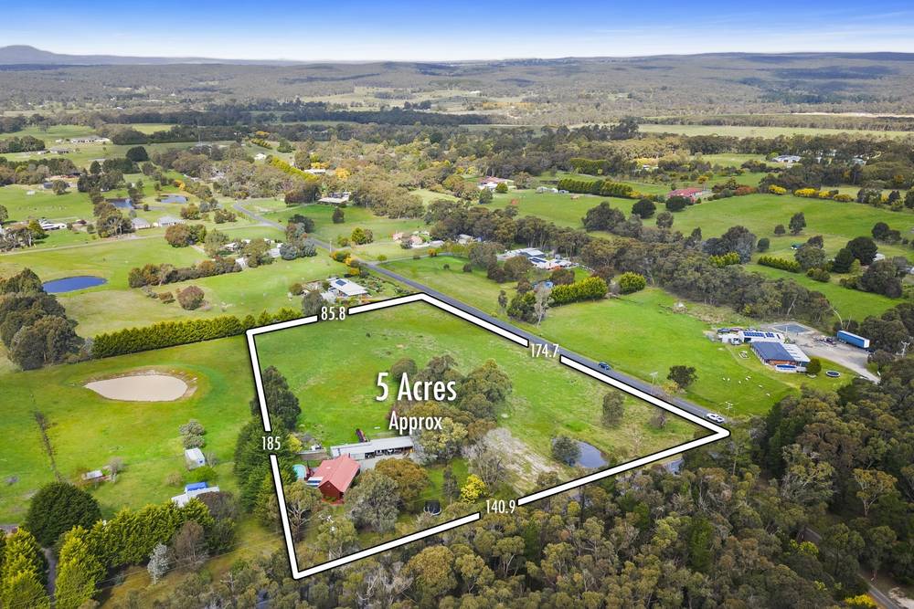 89 Blackberry Lane, Haddon, VIC 3351