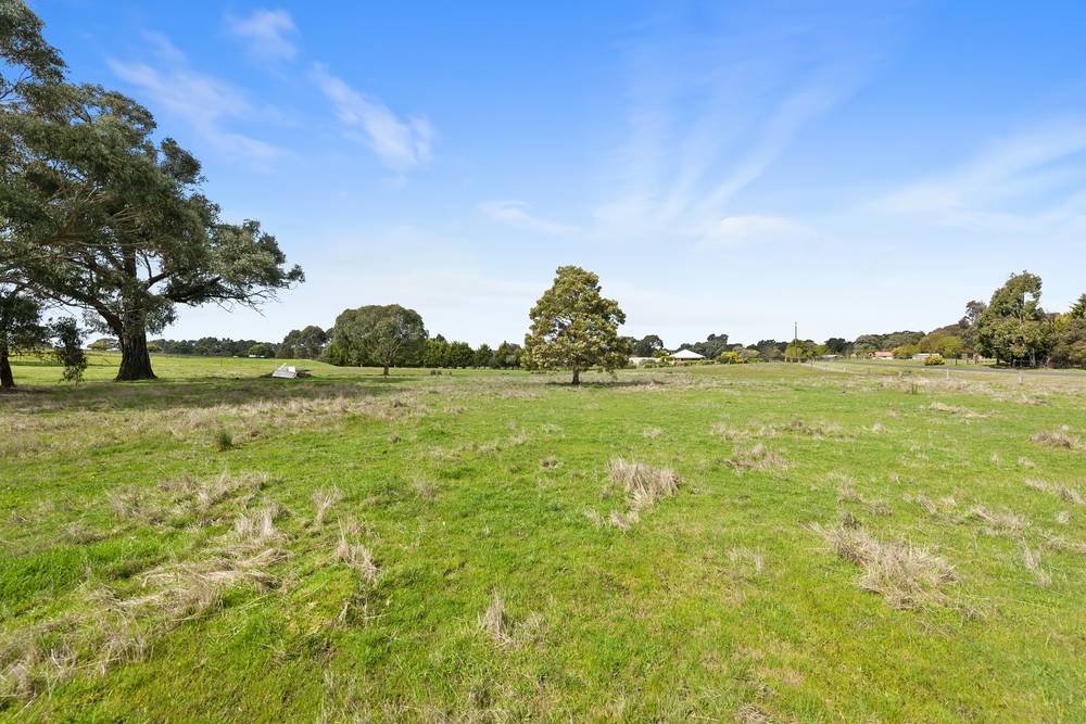 89 Blackberry Lane, Haddon, VIC 3351