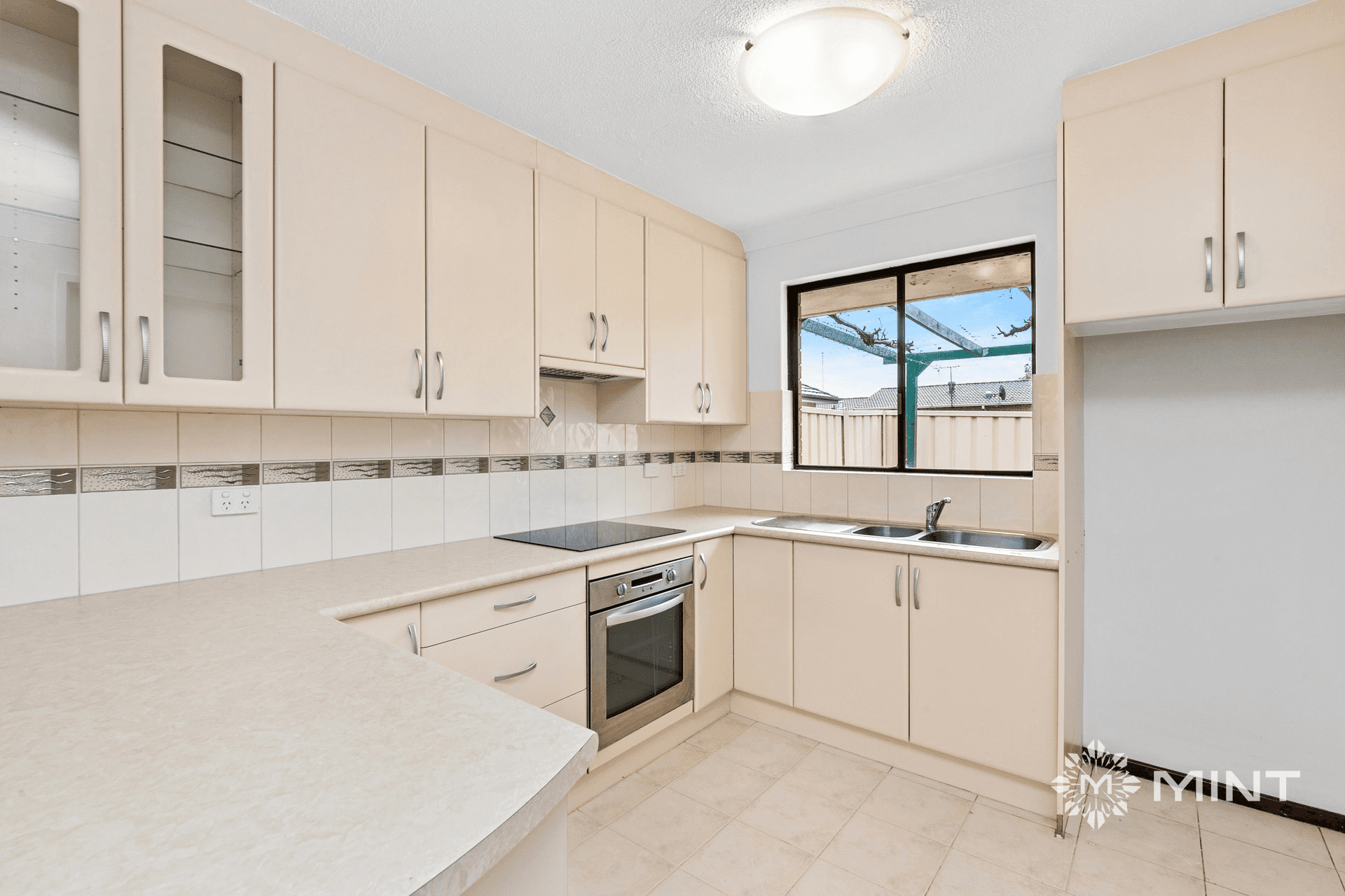 3/6 McKimmie Road, PALMYRA, WA 6157