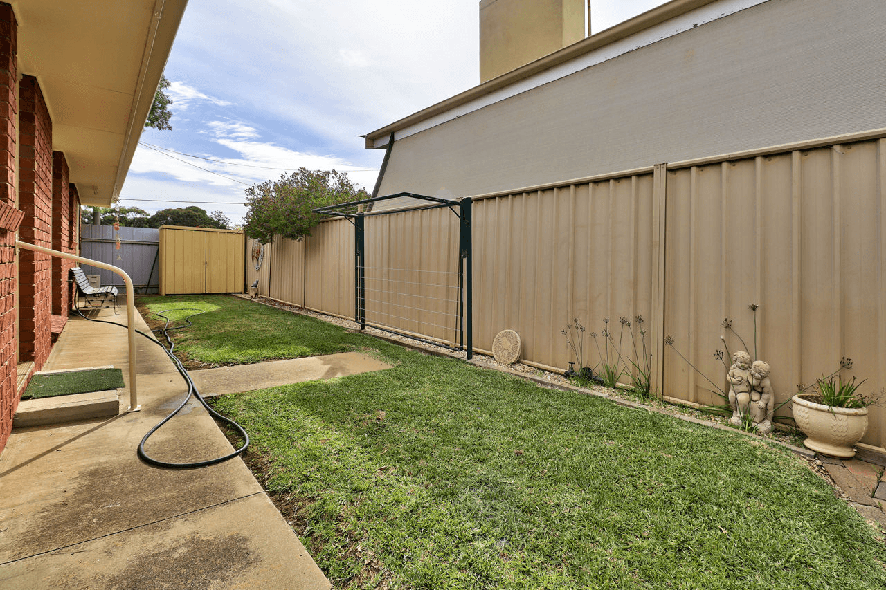 1/282 Wick Street, DENILIQUIN, NSW 2710