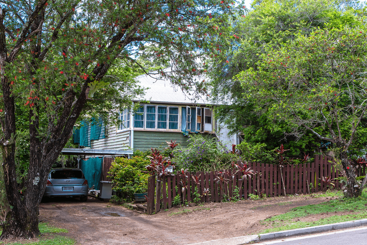 4 Palm Street, Nambour, QLD 4560