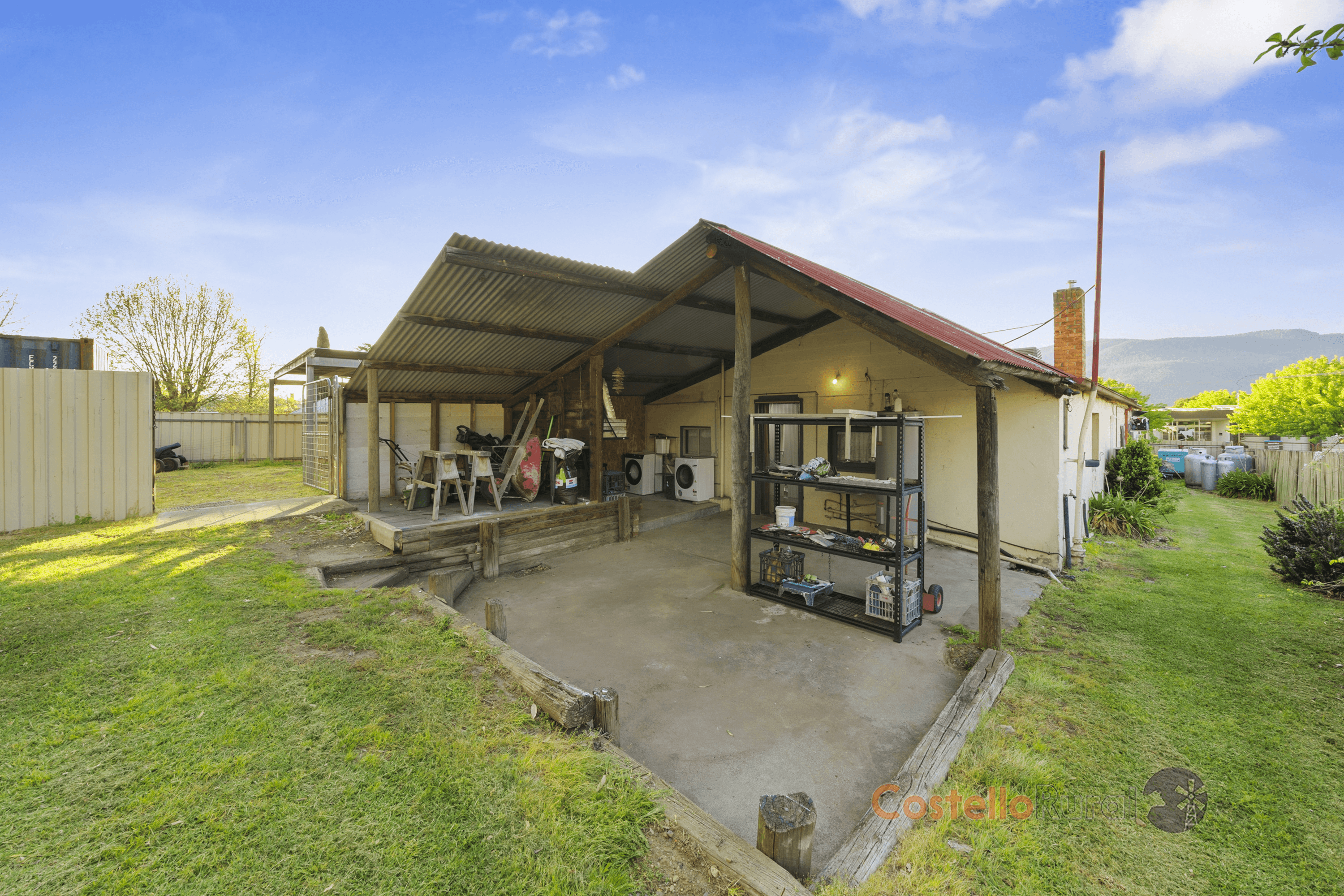 71-73 Hanson Street, Corryong, VIC 3707