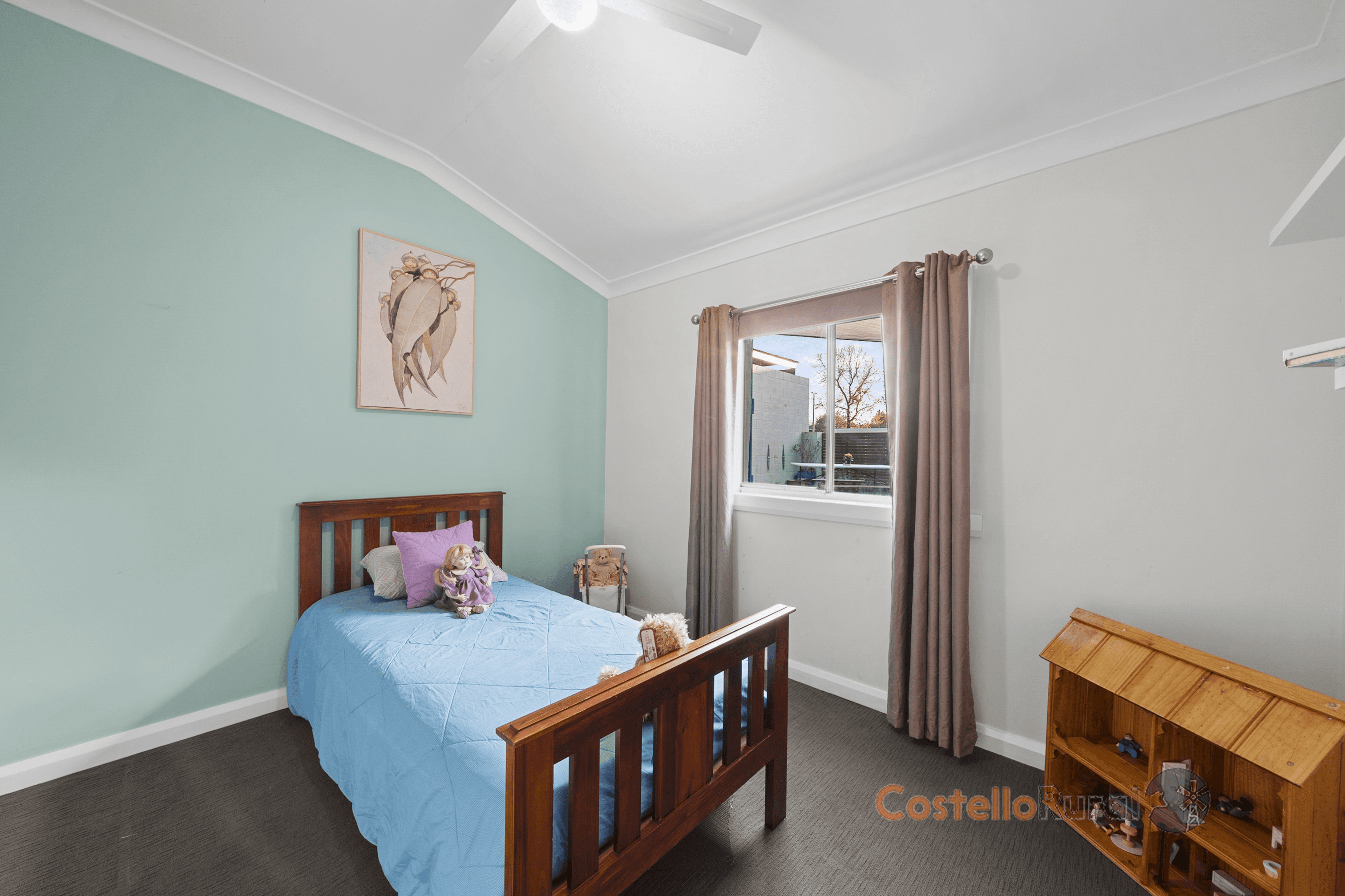 71-73 Hanson Street, Corryong, VIC 3707