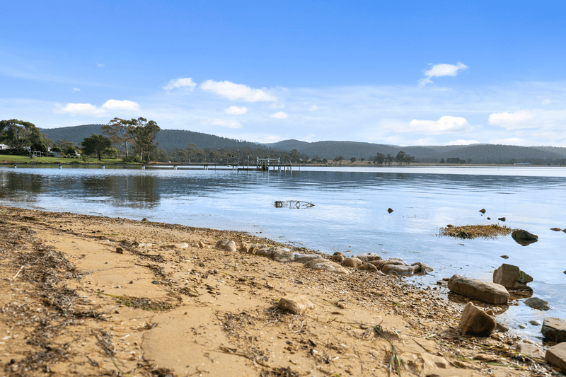 39 Barton Avenue, TRIABUNNA, TAS 7190