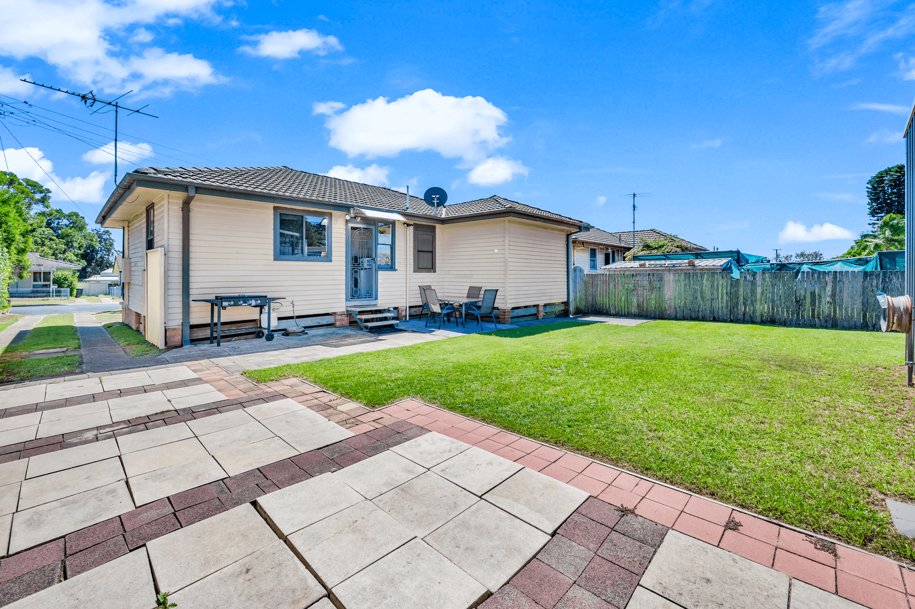 7 Kirkton Crescent, Woodberry, NSW 2322