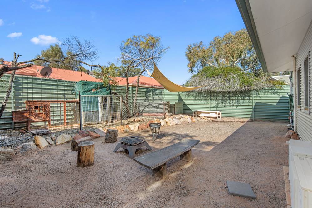 7 Rose Court, BRAITLING, NT 0870