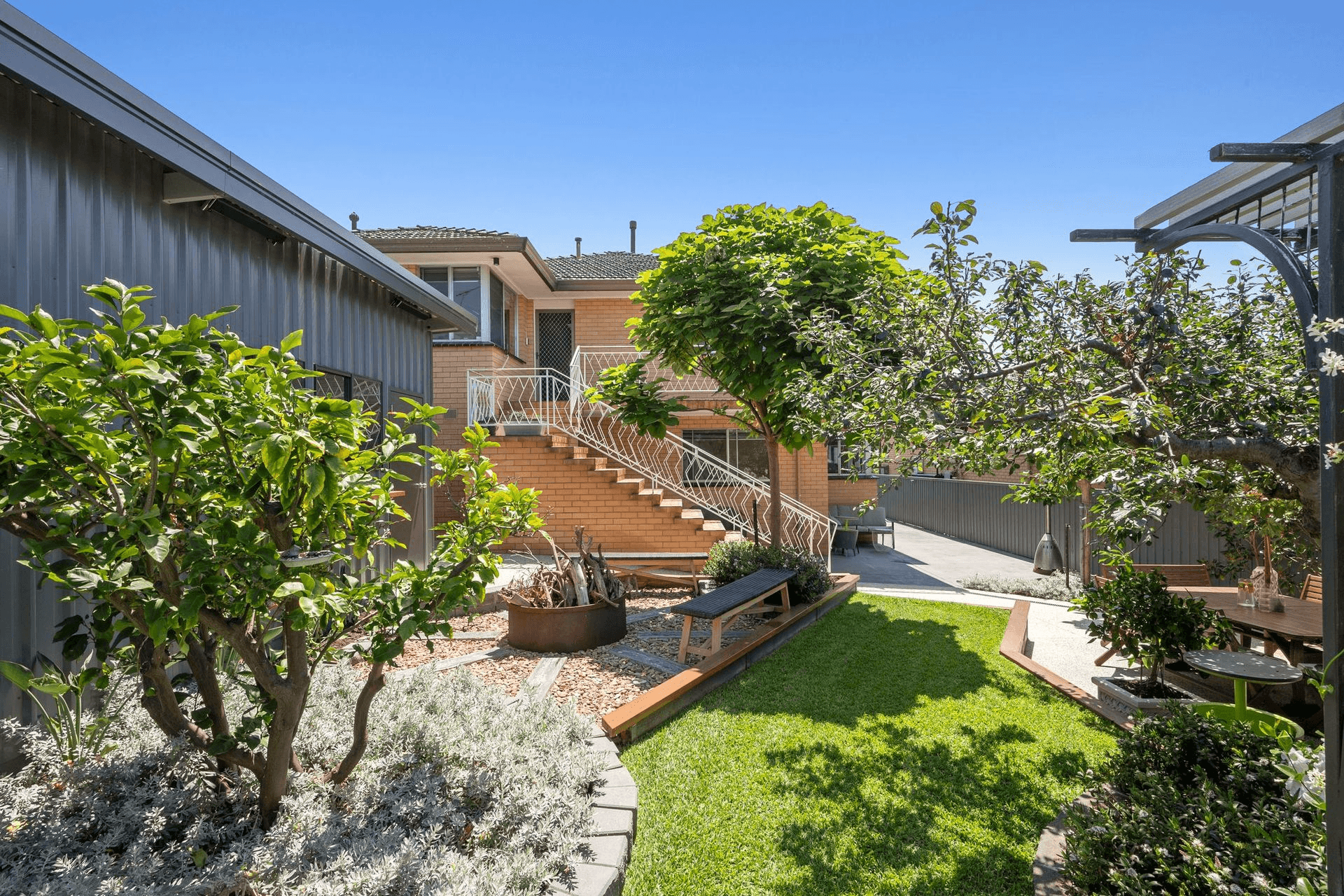 17 Neil Street, Bell Post Hill, VIC 3215