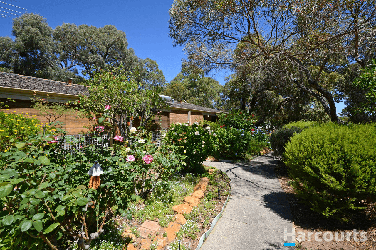 Villa 36/2 Fenton Street, MUNDARING, WA 6073