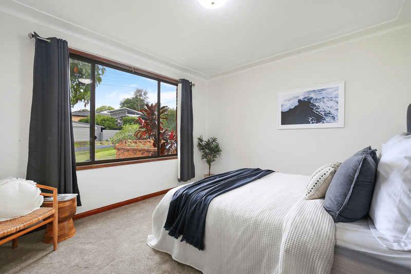 15 Fisher Road, POINT CLARE, NSW 2250