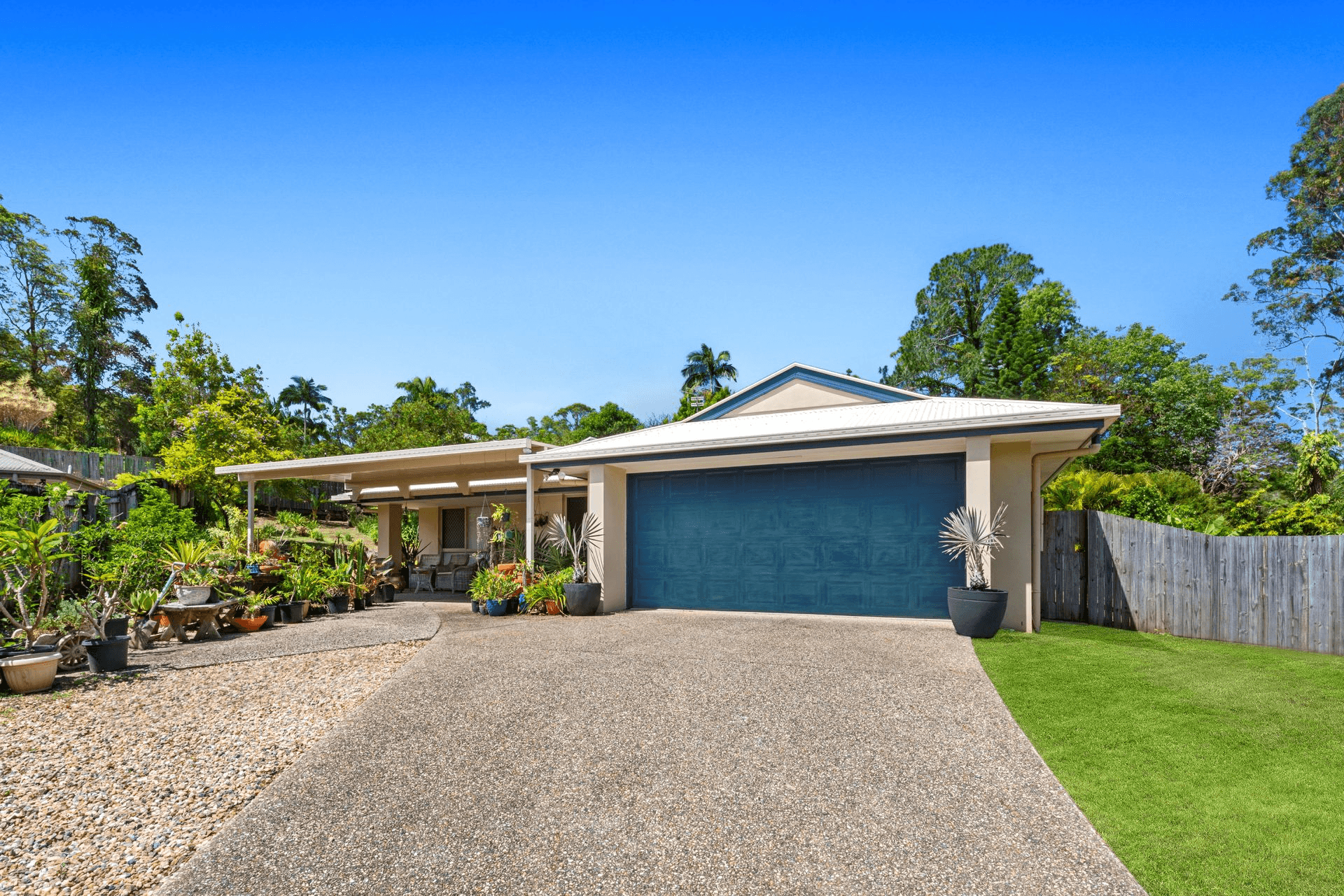 9 Treetop Court, Mooloolah Valley, QLD 4553