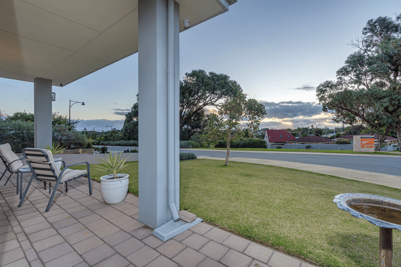 28 Ashmore Avenue, TWO ROCKS, WA 6037