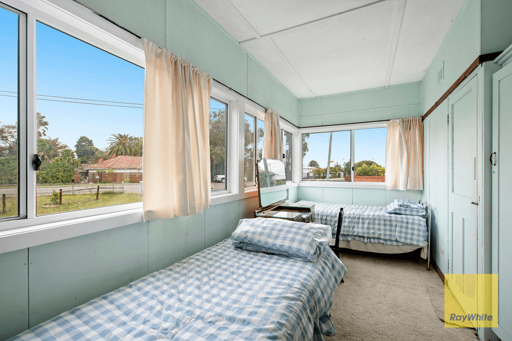 3 Ridge Street, ETTALONG BEACH, NSW 2257