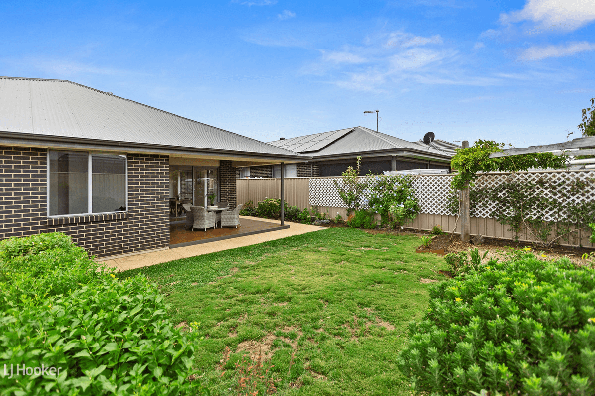 8 Grantchester Avenue, MOUNT BARKER, SA 5251