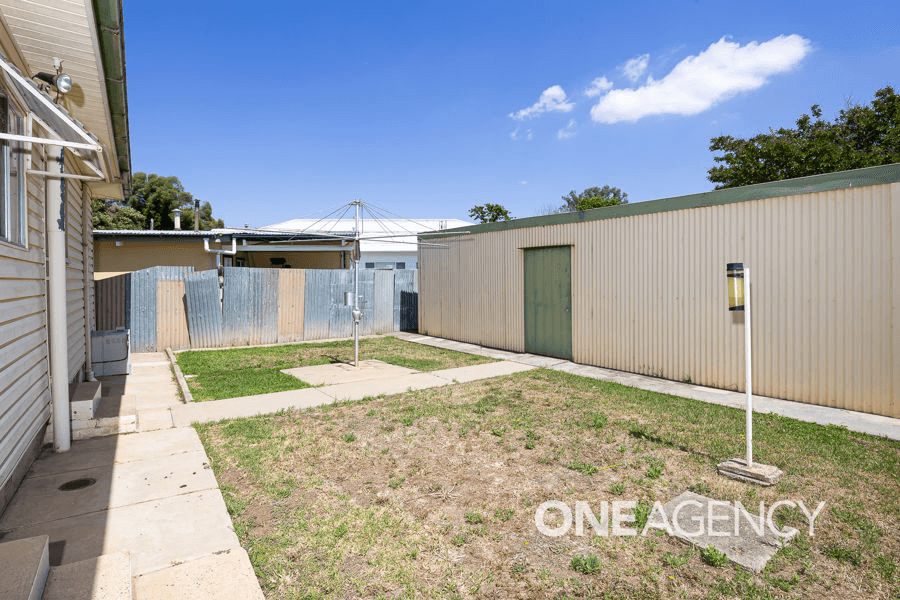 3 CAMPBELL PLACE, WAGGA WAGGA, NSW 2650