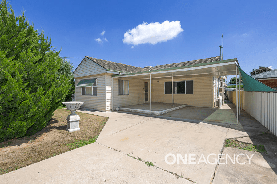 3 CAMPBELL PLACE, WAGGA WAGGA, NSW 2650