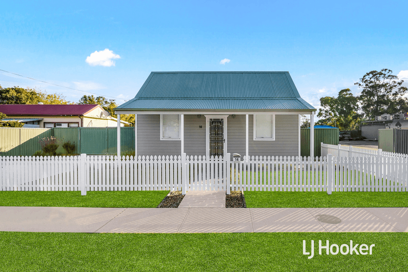 14 West Parade, RIVERSTONE, NSW 2765