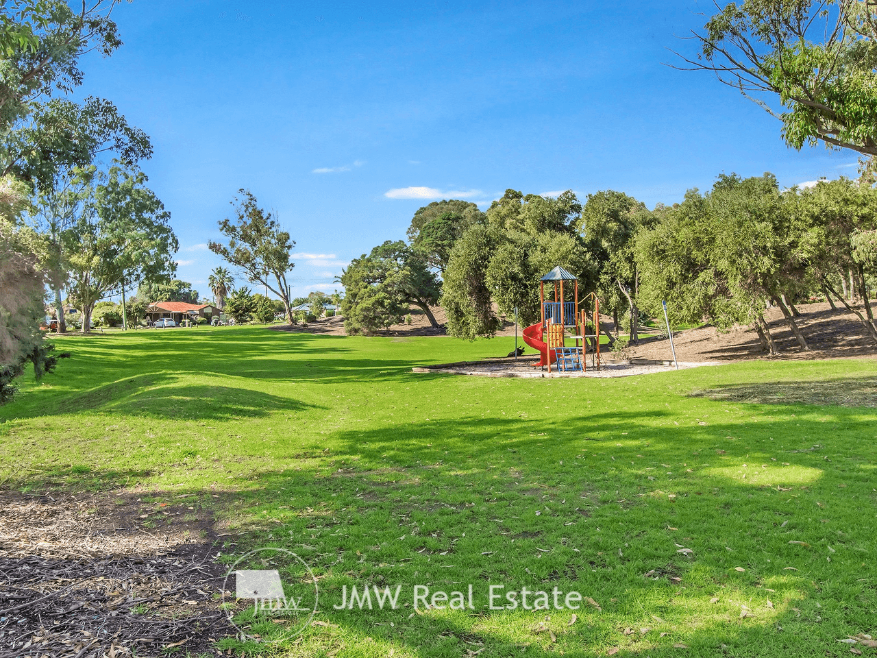 6 Hamersley Court, COOLOONGUP, WA 6168