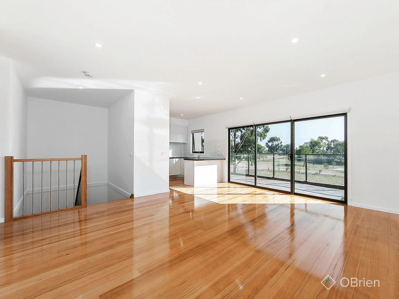 2/20 Dunraven Court, Sydenham, VIC 3037