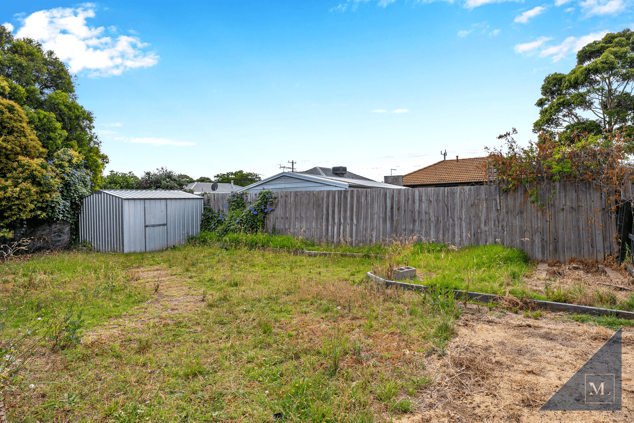 60 Marina Drive, MELTON, VIC 3337