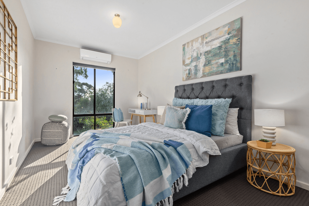 9 Glenalvon Drive, FLAGSTAFF HILL, SA 5159