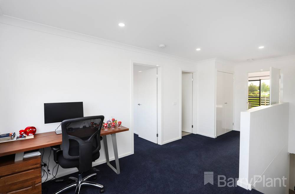 10 Fluent Lane, Greenvale, VIC 3059