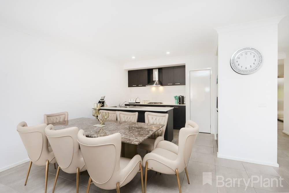 10 Fluent Lane, Greenvale, VIC 3059