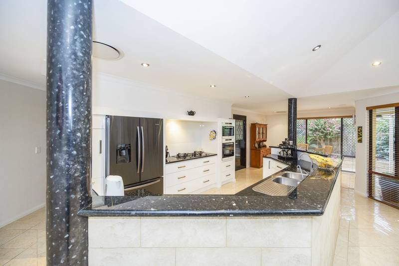 10 felton retreat, Mindarie, WA 6030