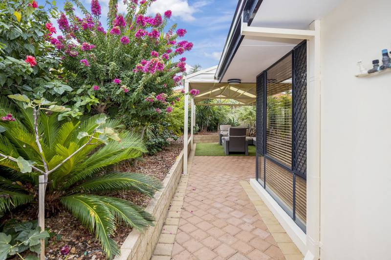 10 felton retreat, Mindarie, WA 6030