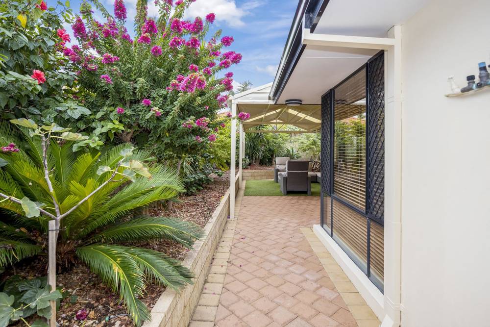 10 felton retreat, Mindarie, WA 6030