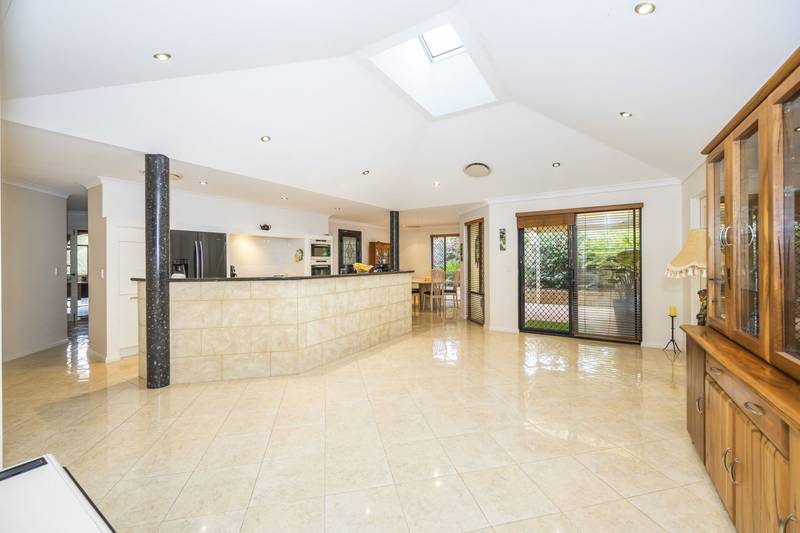 10 felton retreat, Mindarie, WA 6030