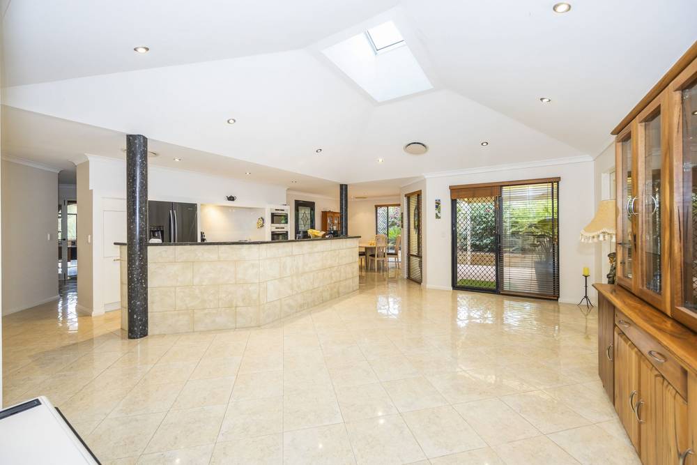 10 felton retreat, Mindarie, WA 6030