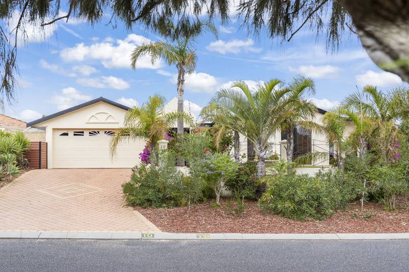 10 felton retreat, Mindarie, WA 6030